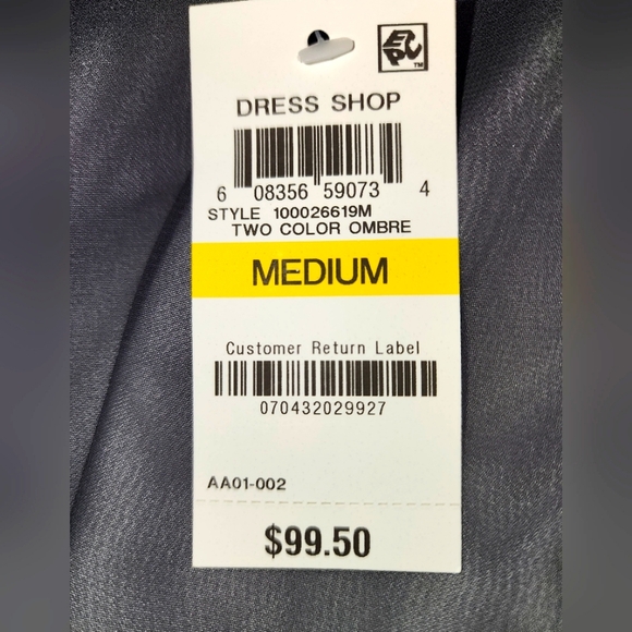 NWT BLK/WHITE OMBRE SLEEVELESS DRESS SZ MED - Picture 2 of 4